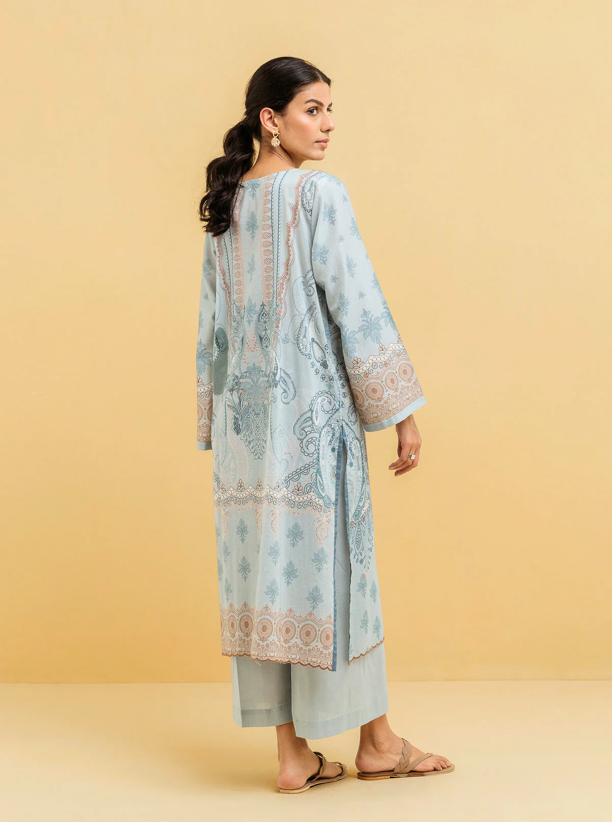 2 PIECE - PRINTED LAWN SUIT - VICTORIAN DECO - Image 4