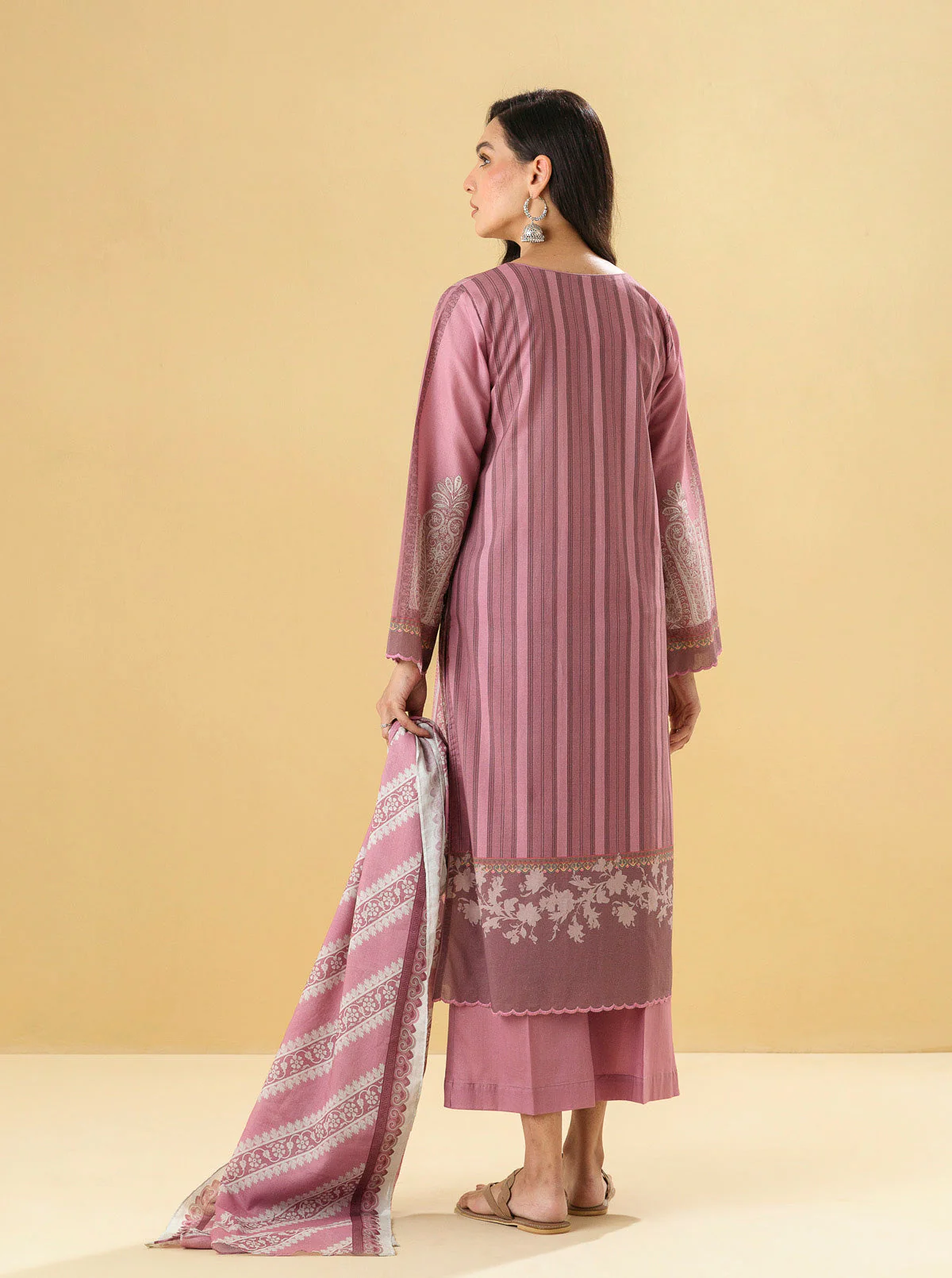 3 PIECE - PRINTED LAWN SUIT - MAUVE GLOW - Image 6