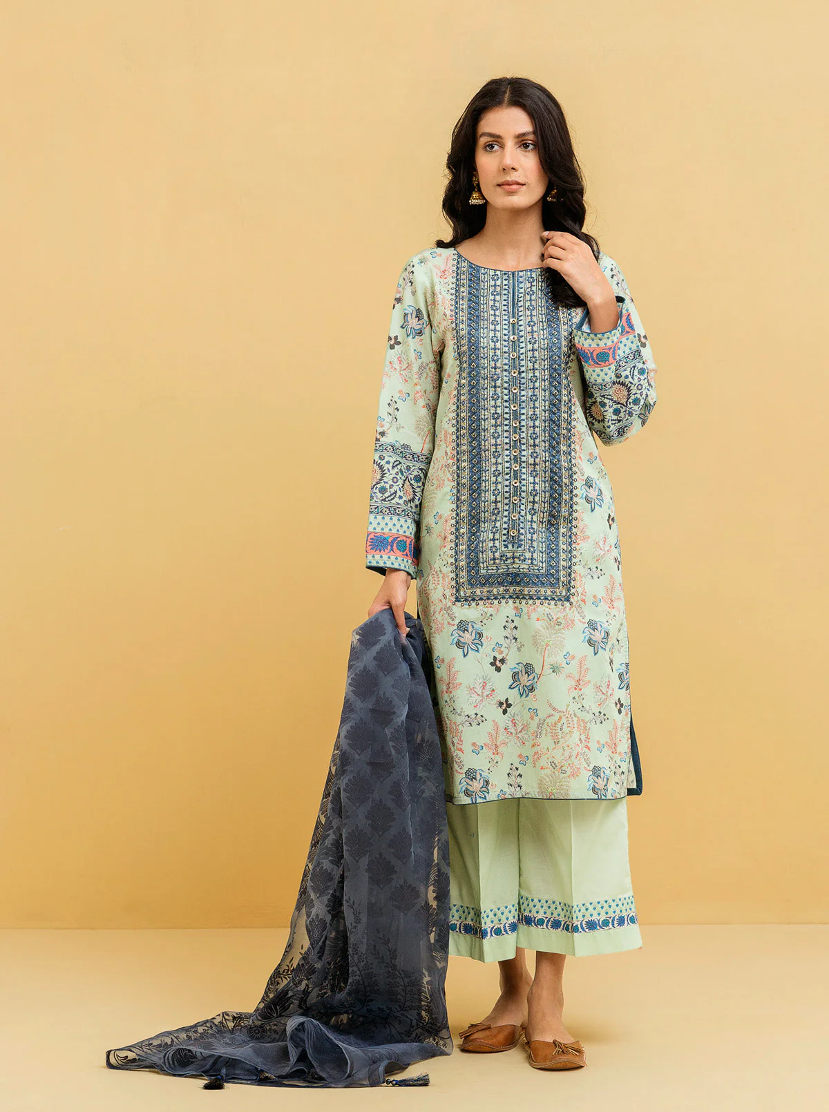 3 PIECE - EMBROIDERED LAWN SUIT - CHINTZ CHARM - Image 3