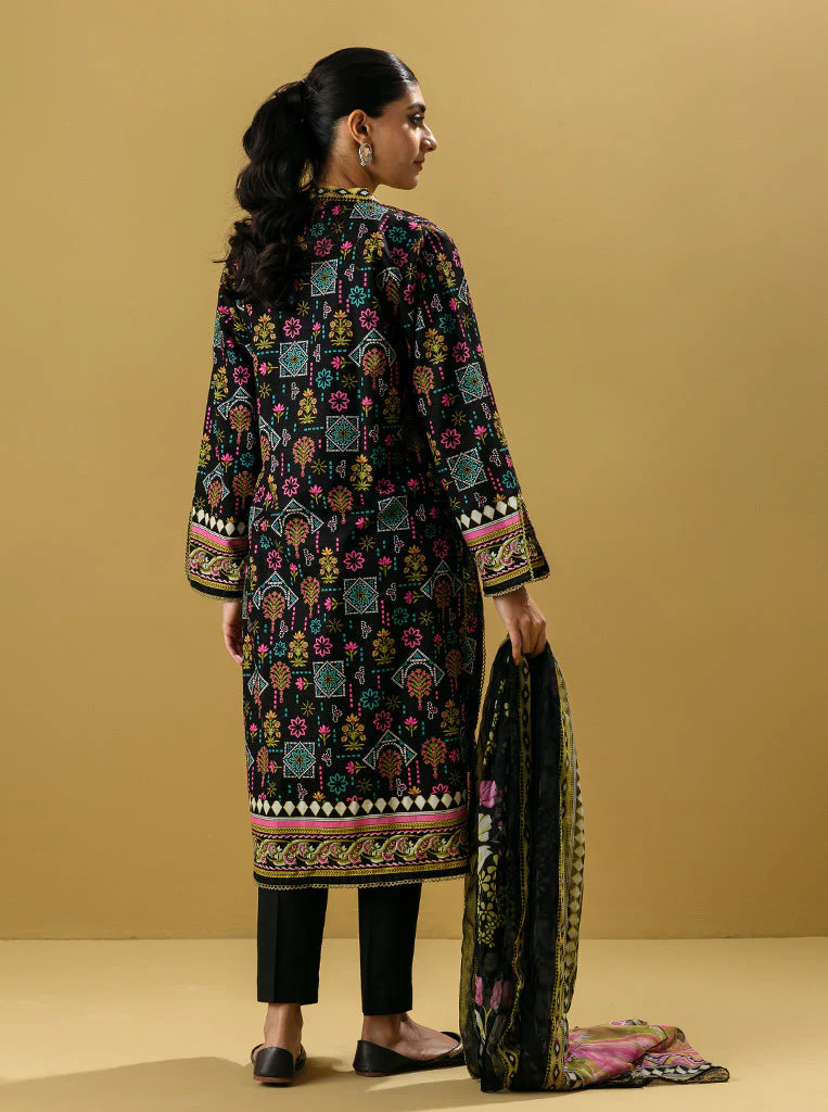 3 PIECE - PRINTED KHADDAR SUIT - MAJESTIC FLORA - Image 2