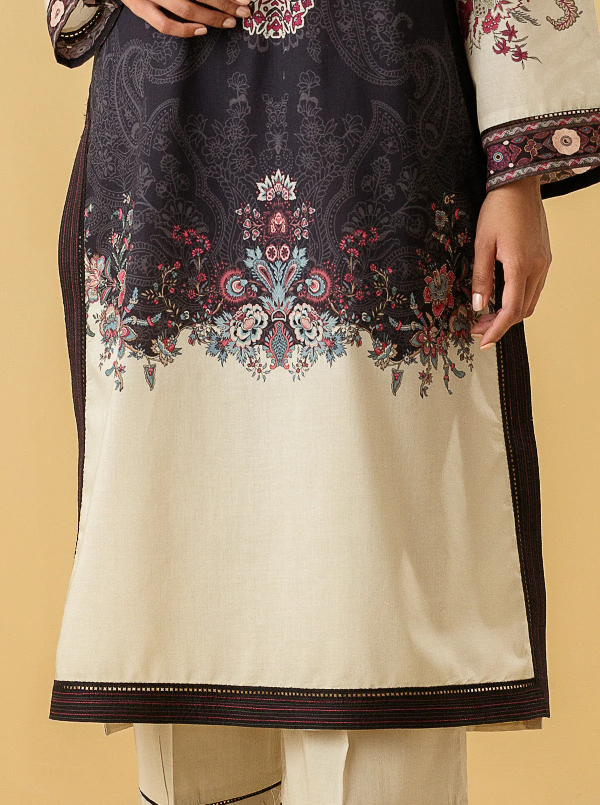 1 PIECE - PRINTED LAWN SHIRT - MAJESTIC NOIR - Image 2