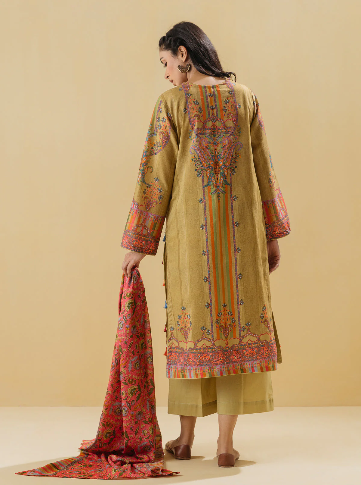 3 PIECE - EMBROIDERED LAWN SUIT - CLASSIC CRAFT - Image 5