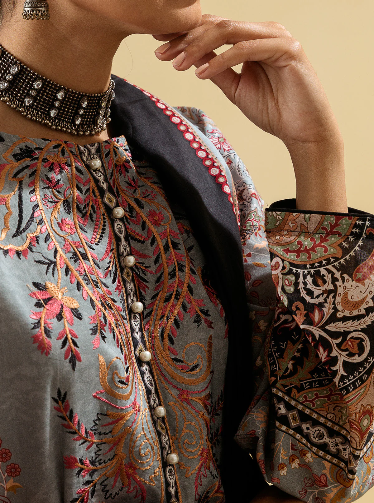 3 PIECE - EMBROIDERED  LAWN SUIT - SUMMER BREEZE - Image 3