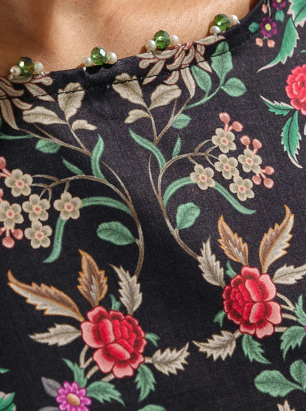 1 PIECE - PRINTED  LAWN SHIRT - MODERN ROSE - Image 3