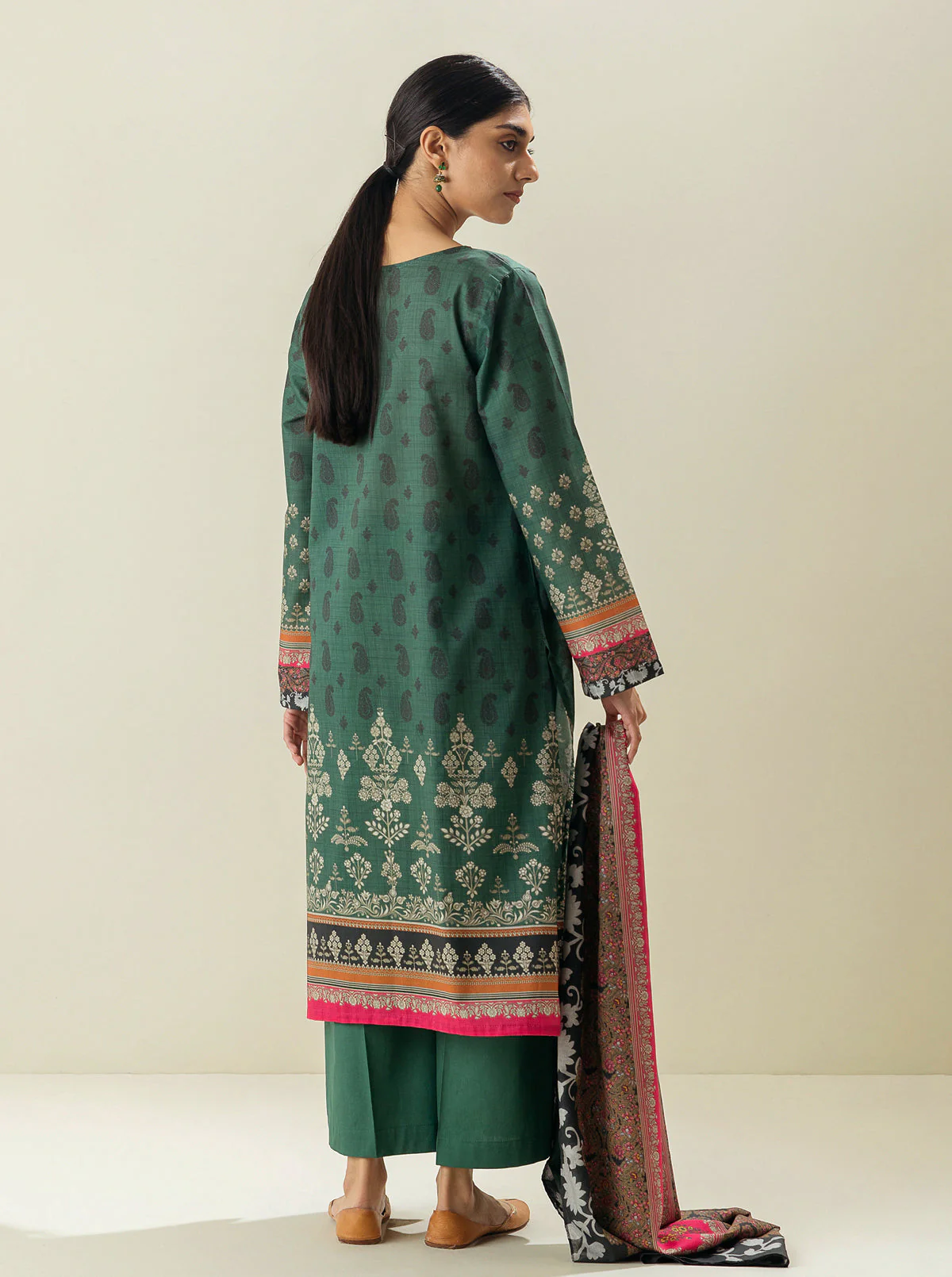 3 PIECE - PRINTED LAWN SUIT - VINEYARD DAY - Image 3
