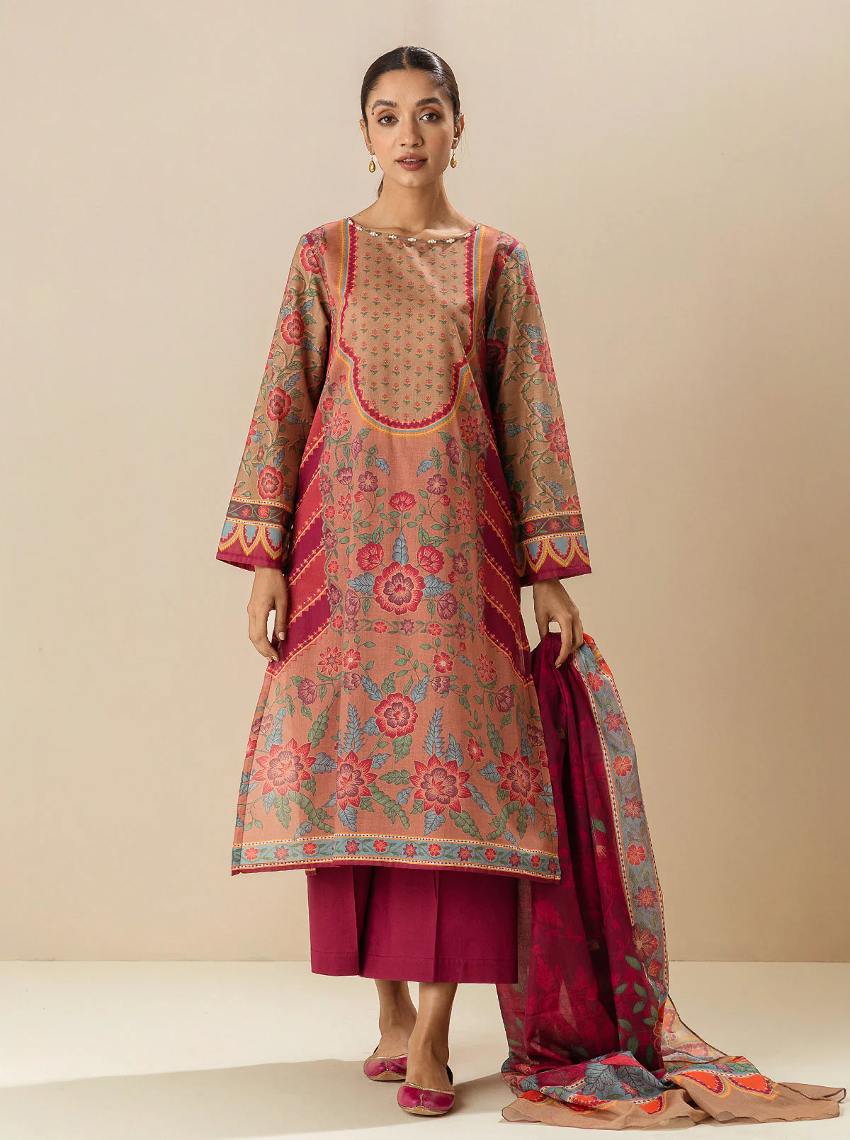 3 PIECE - PRINTED LAWN SUIT -DELICATE SYMPHONY - Image 5