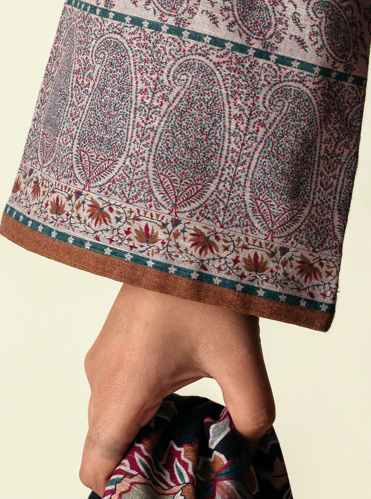 3 PIECE - PRINTED KHADDAR SUIT - DRIED THYME - Image 2