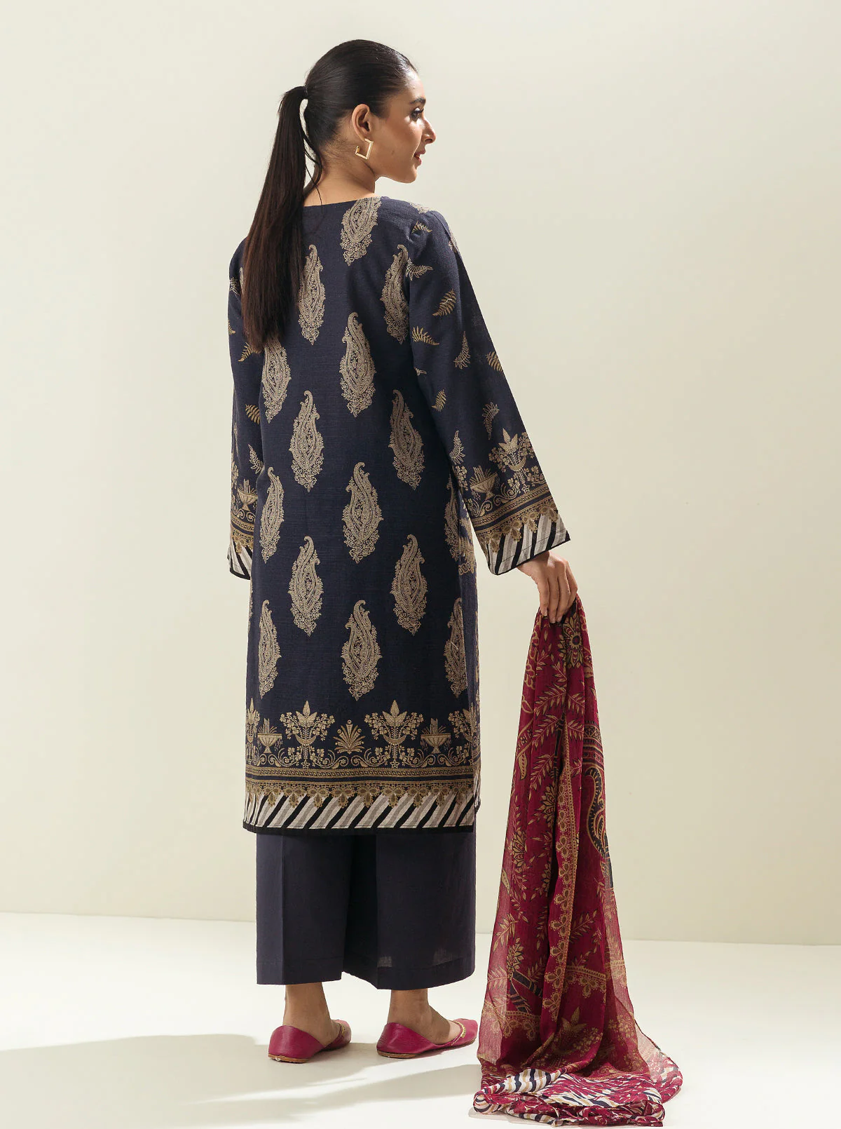 3 PIECE - EMBROIDERED  KHADDAR SUIT - HINOKI - Image 3