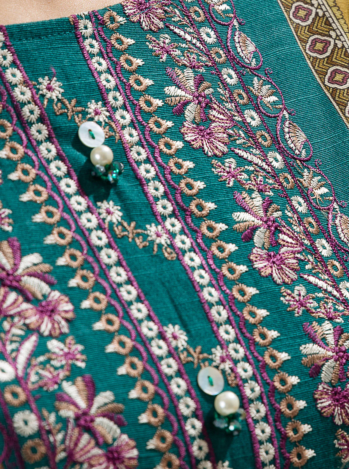 3 PIECE - EMBROIDERED  KHADDAR SUIT - TURQVOISE BRD - Image 3