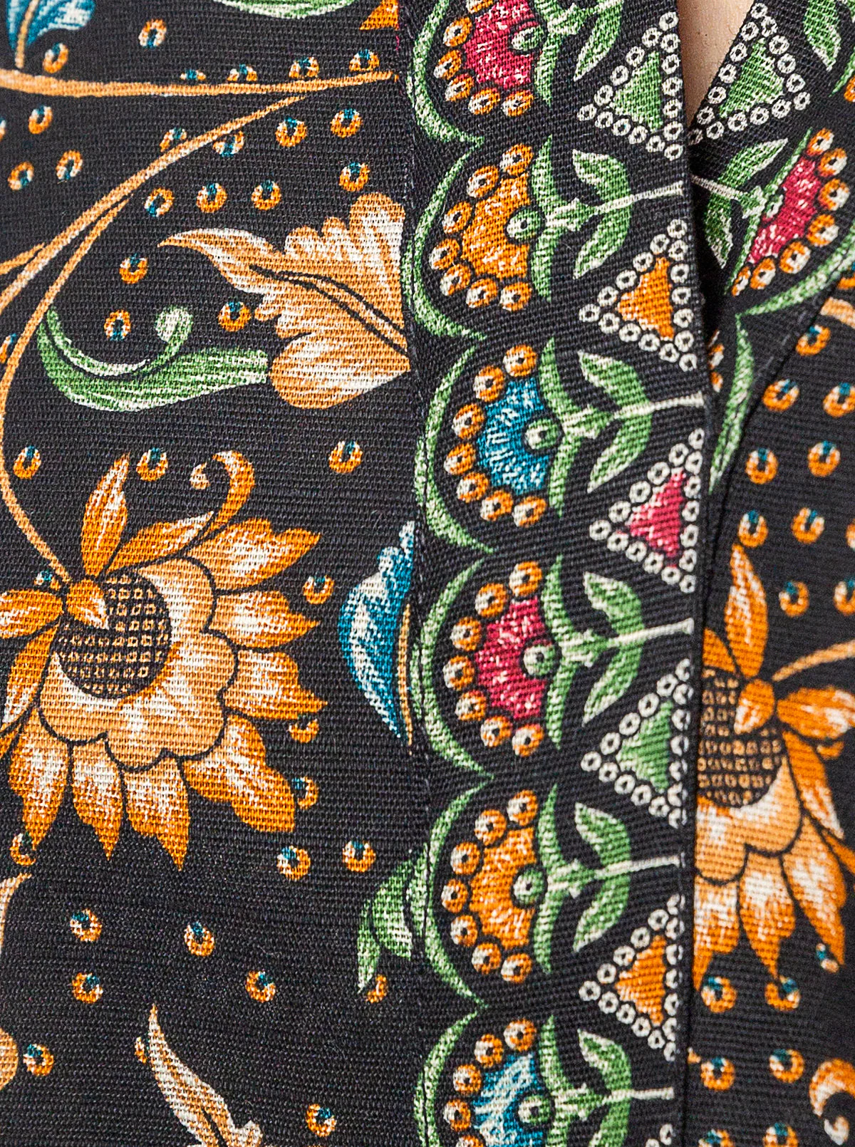 2 PIECE - PRINTED KHADDAR SUIT - PARISIAN NIGHT - Image 4