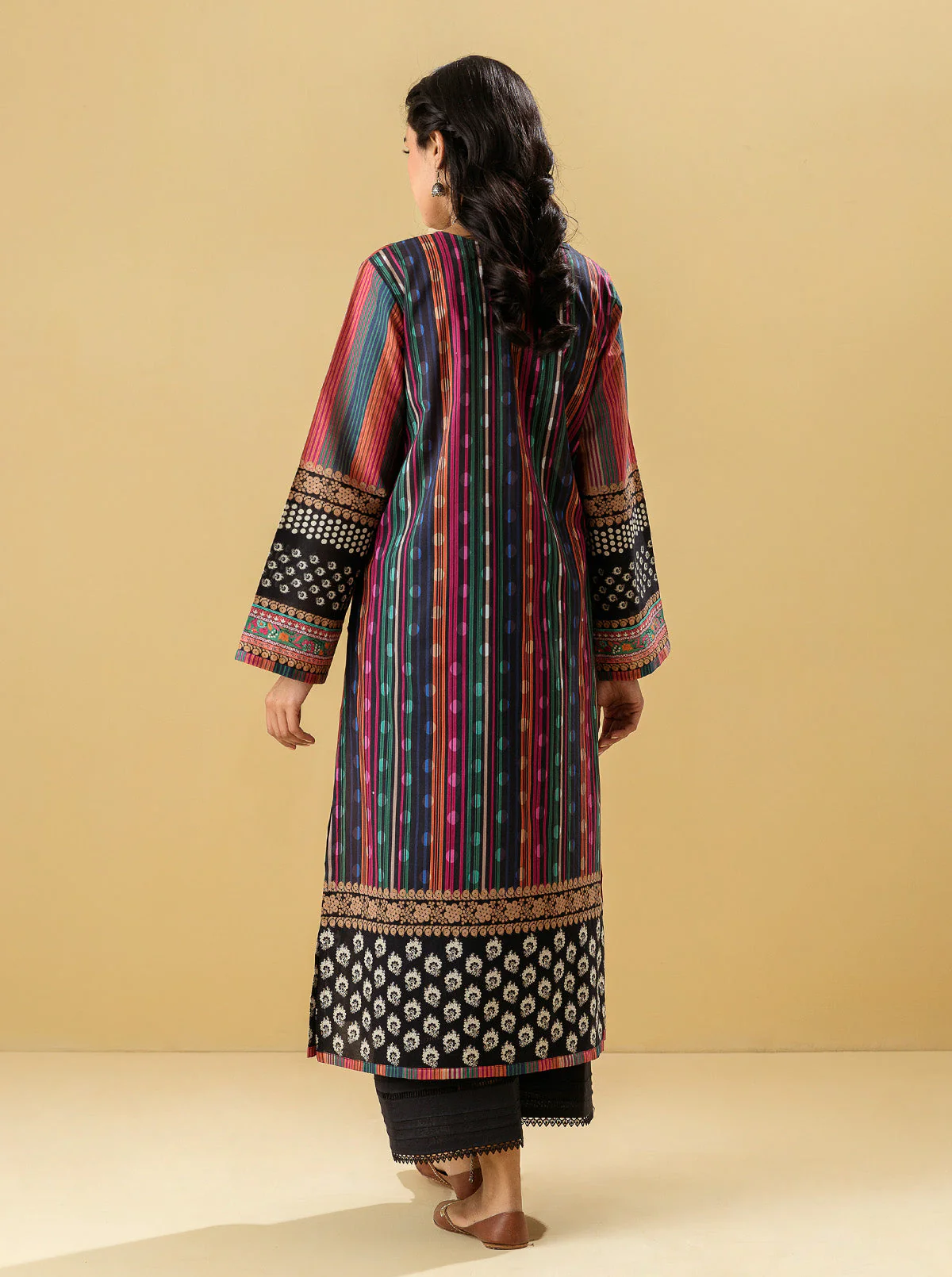1 PIECE - PRINTED LAWN SHIRT - URBAN HUES - Image 4