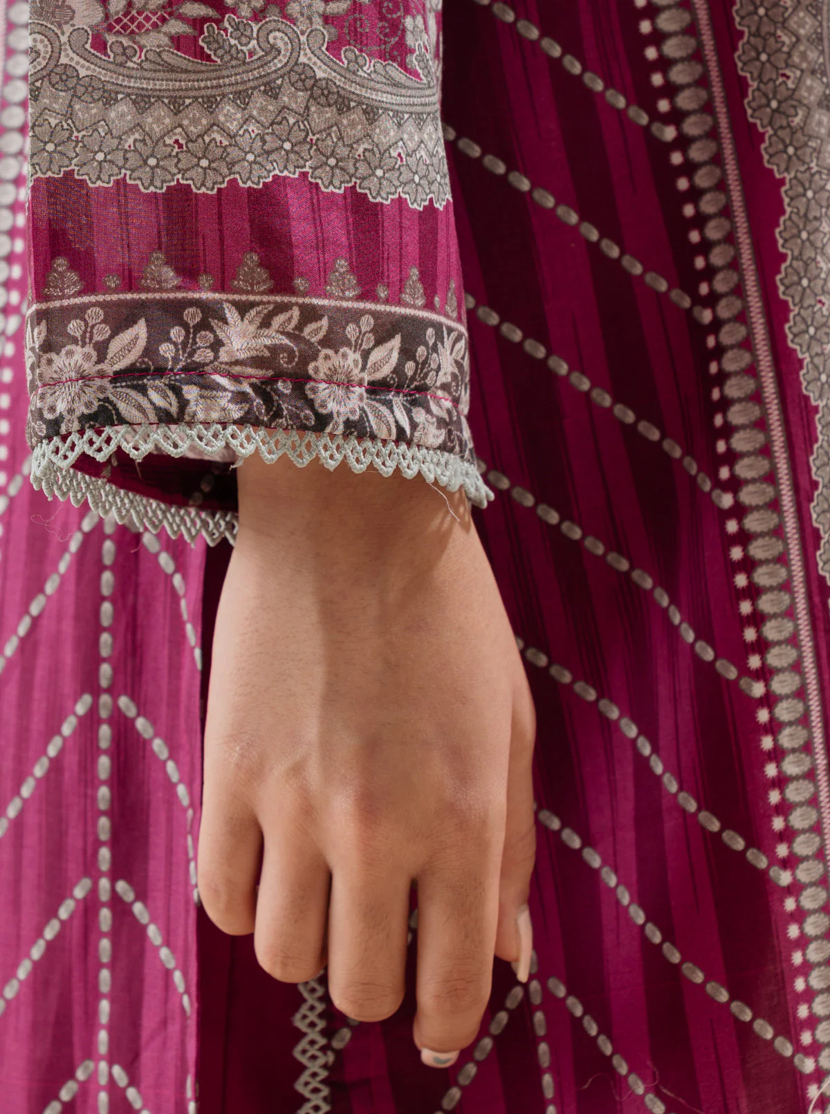 1 PIECE - PRINTED LAWN SHIRT - FUCHSIA DAHLIA - Image 3