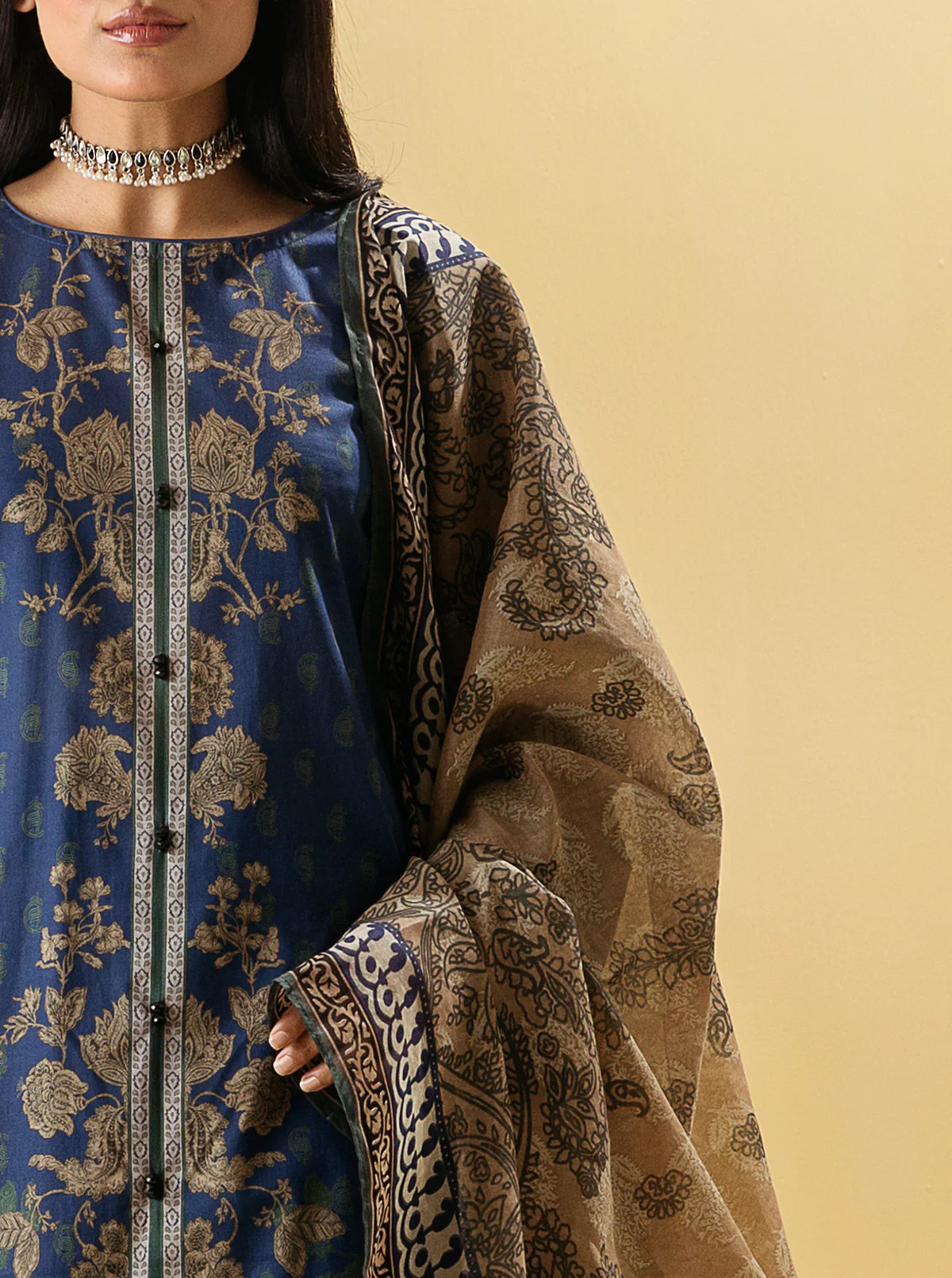 2 PIECE - PRINTED LAWN SUIT - DIVINE FLORA - Image 2
