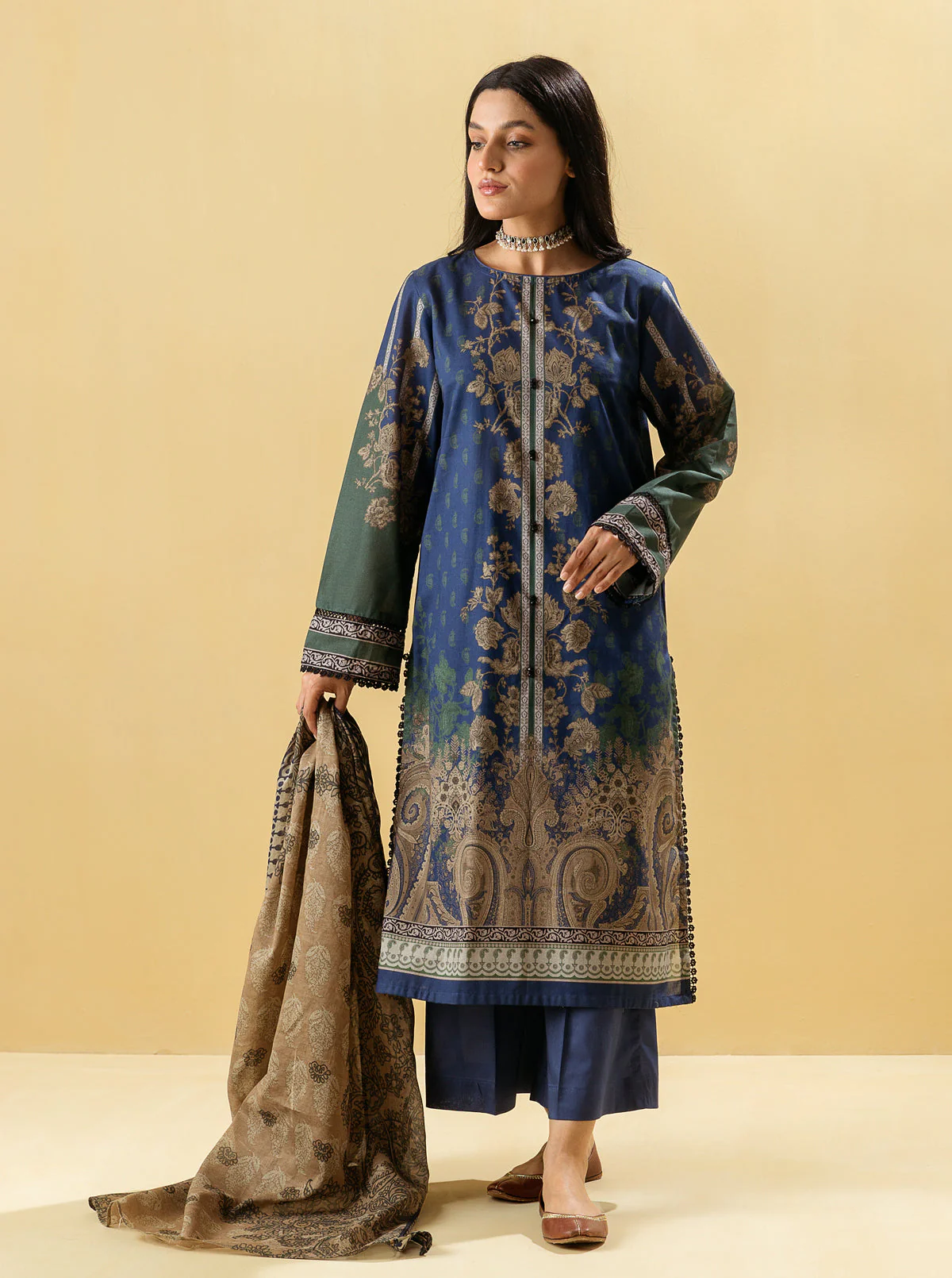 2 PIECE - PRINTED LAWN SUIT - DIVINE FLORA - Image 4