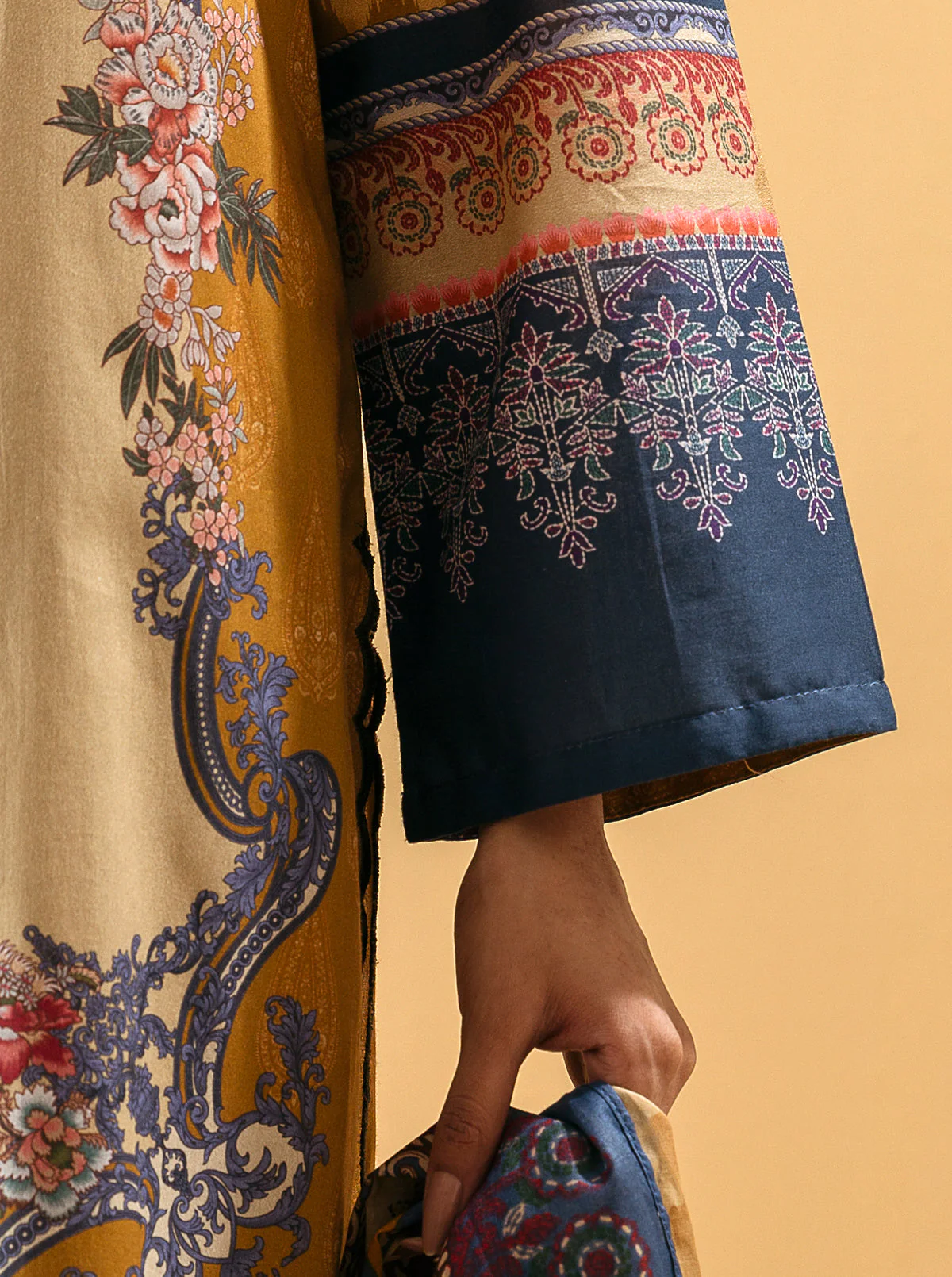 3 PIECE - PRINTED LAWN SUIT - MUTED  MUSTARD - Image 3
