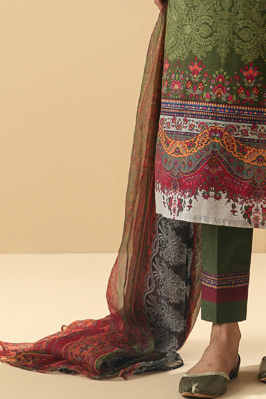 3 PIECE - PRINTED LAWN SUIT - DELICATE DECO - Image 6