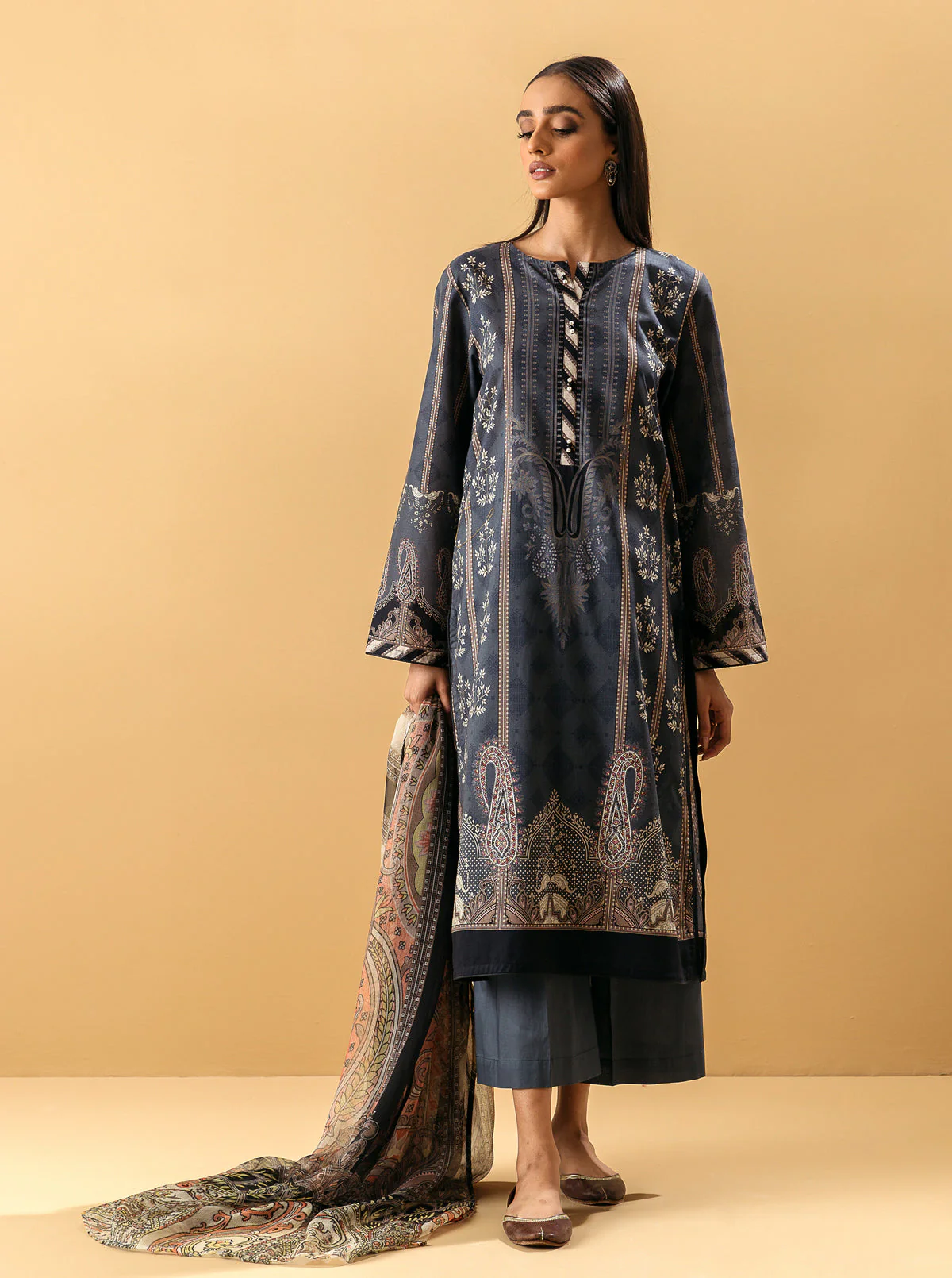 3 PIECE - PRINTED LAWN SUIT - BLUE HORIZON - Image 3