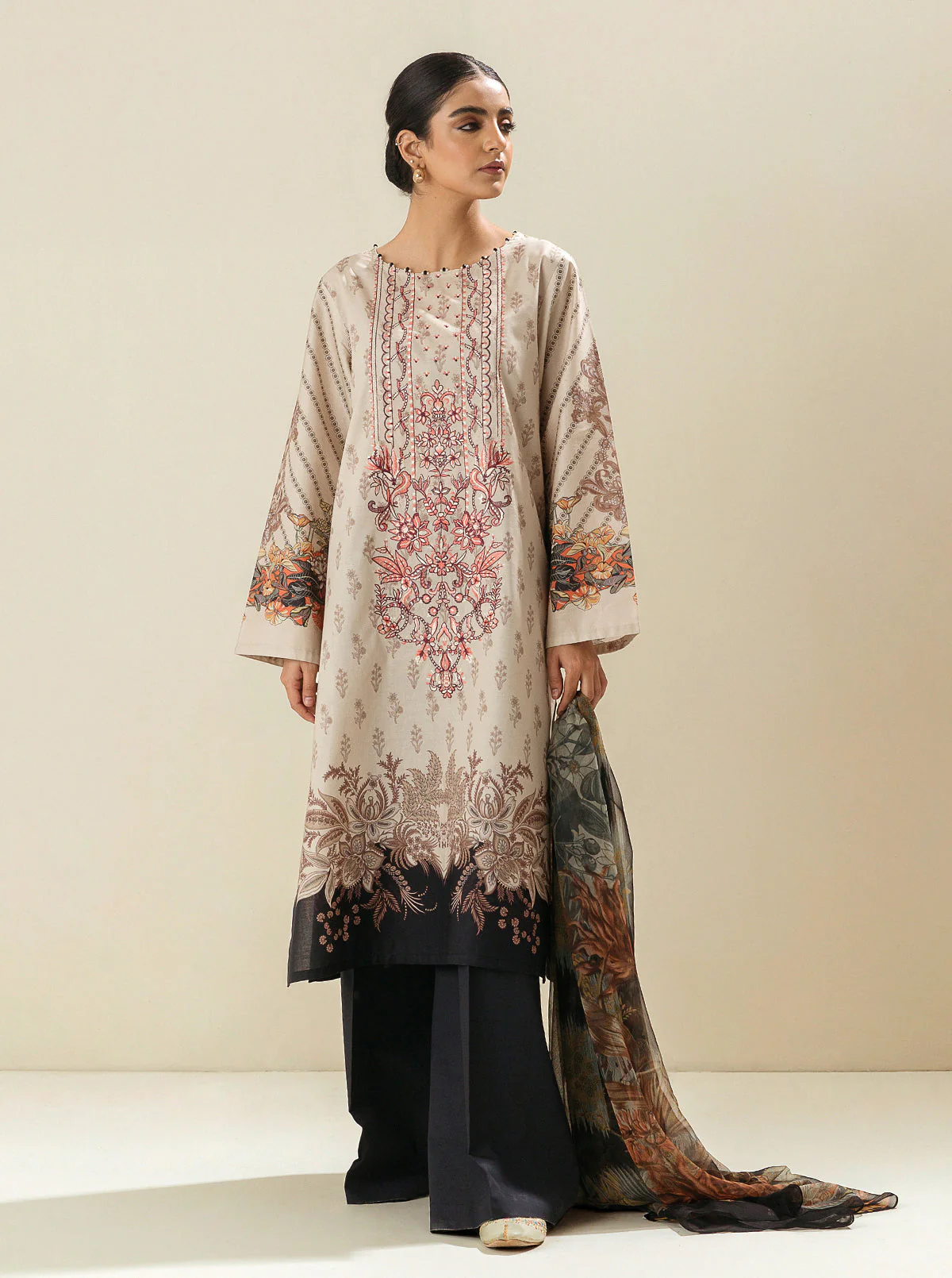 3 PIECE - EMBROIDERED LAWN SUIT - WHITE WHISPER - Image 2