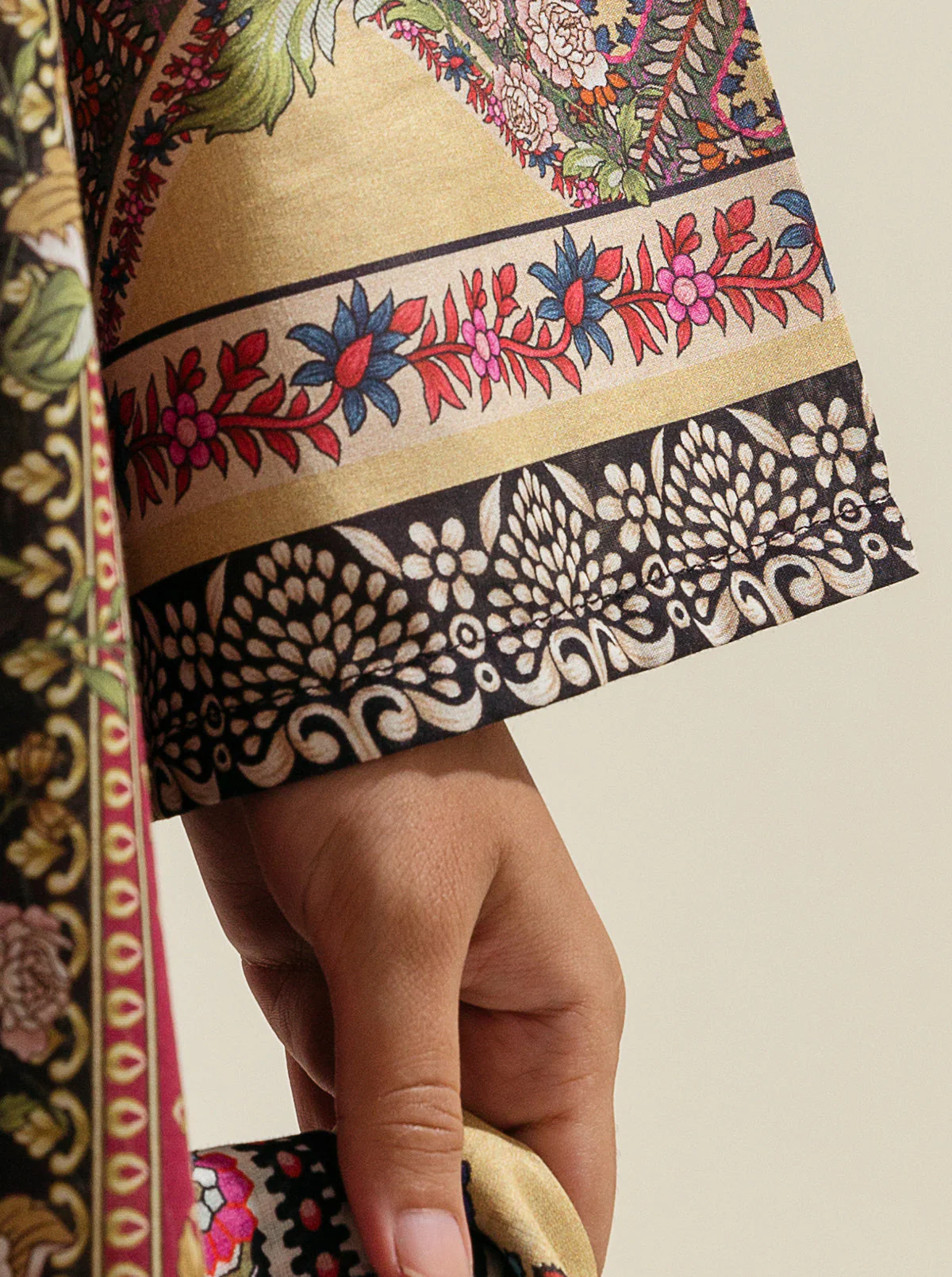 3 PIECE - PRINTED LAWN SUIT - GARDEN VALUE - Image 3