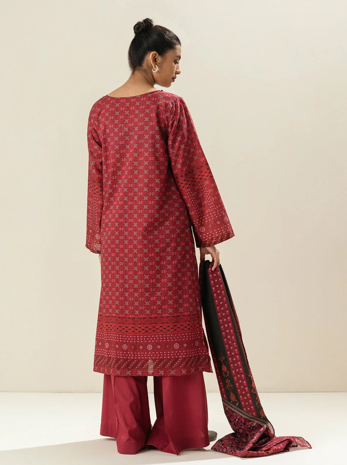 3 PIECE - PRINTED LAWN SUIT - RED DAWN - Image 2