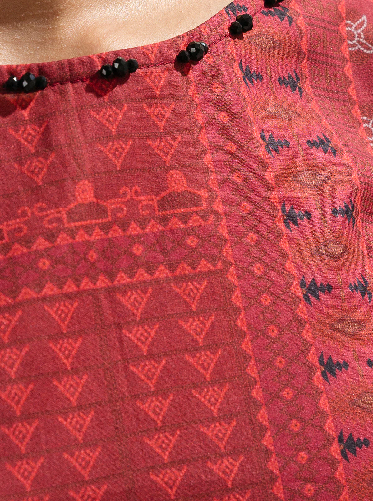3 PIECE - PRINTED LAWN SUIT - RED DAWN - Image 3