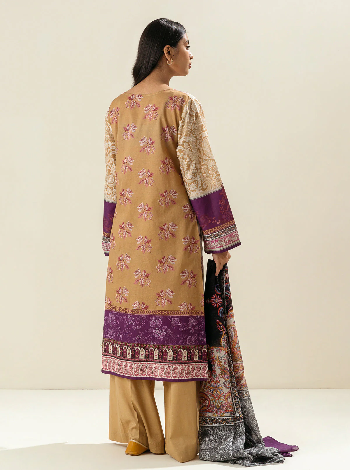 3 PIECE - PRINTED LAWN SUIT - AMETHYST LOVE - Image 2