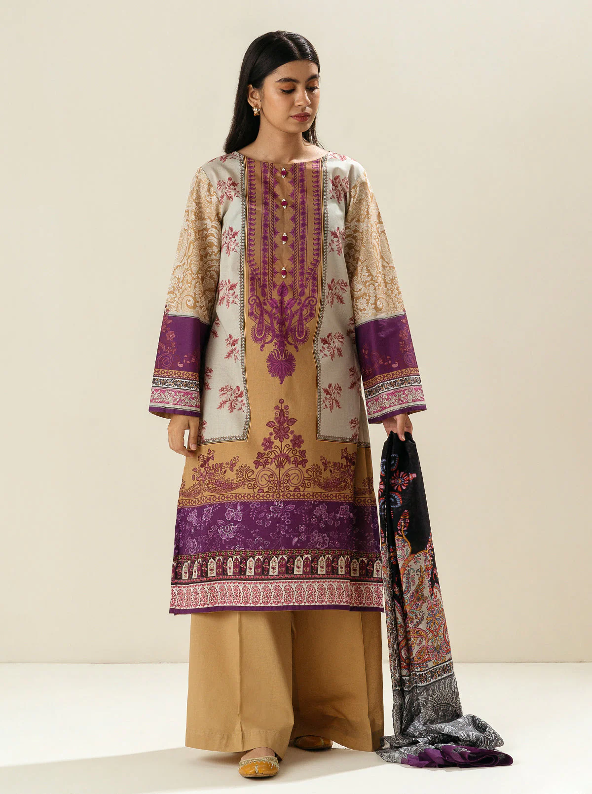 3 PIECE - PRINTED LAWN SUIT - AMETHYST LOVE - Image 3