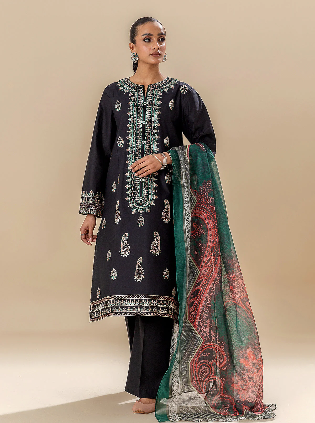 3 PIECE EMBROIDERED LAWN SUIT-NEUTRAL ODYSSEY (UNSTITCHED) - Image 2