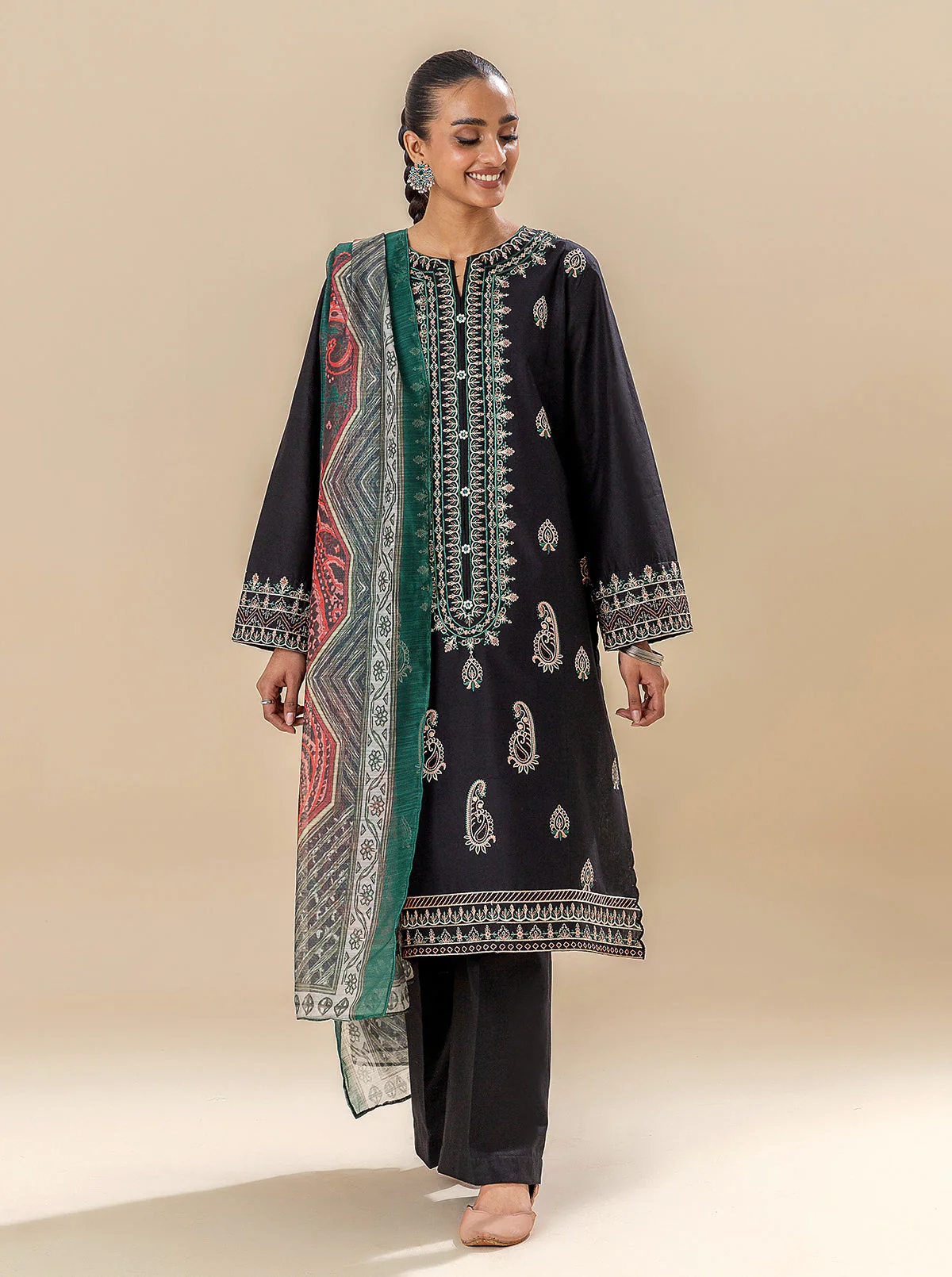 3 PIECE EMBROIDERED LAWN SUIT-NEUTRAL ODYSSEY (UNSTITCHED) - Image 3