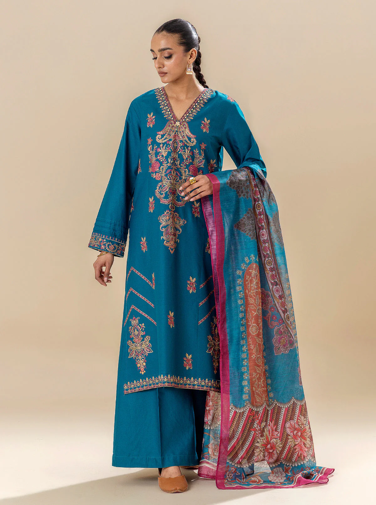 3 PIECE EMBROIDERED LAWN SUIT-OCEAN DEPTHS (UNSTITCHED) - Image 4