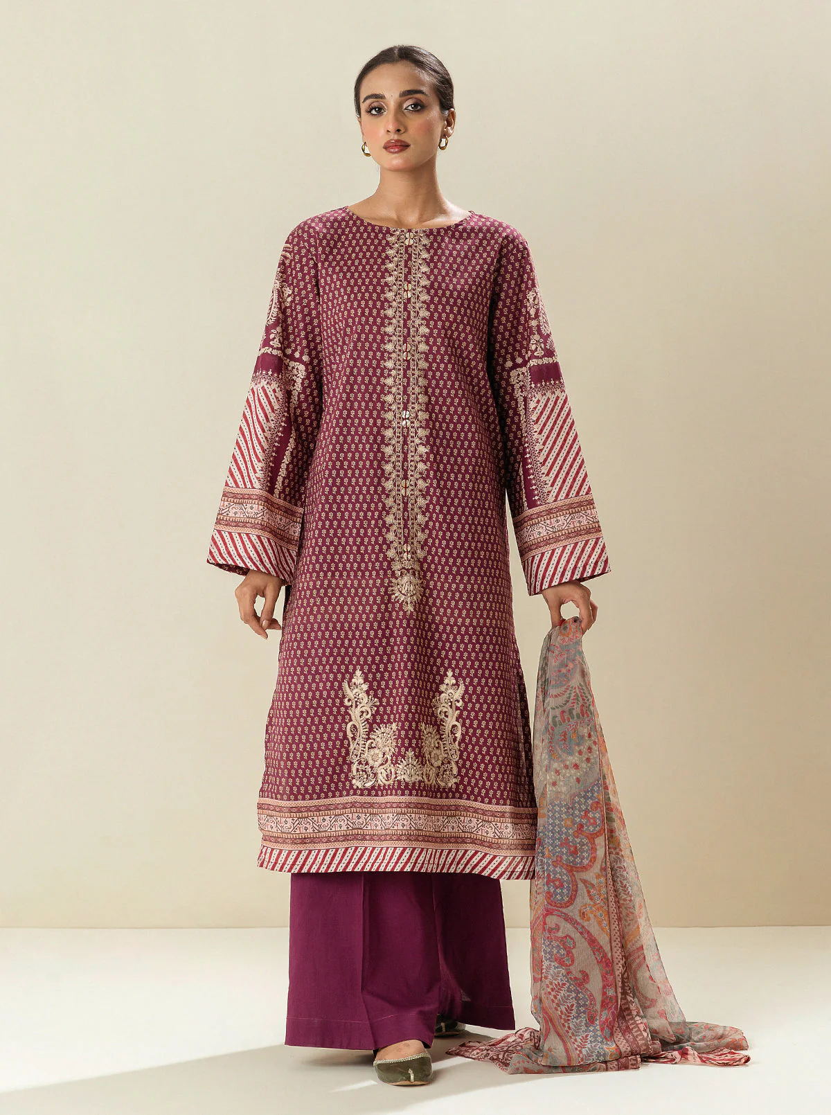 3 PIECE - EMBROIDERED LAWN SUIT - CARMINE FESTIVAL (UNSTITCHED) - Image 2