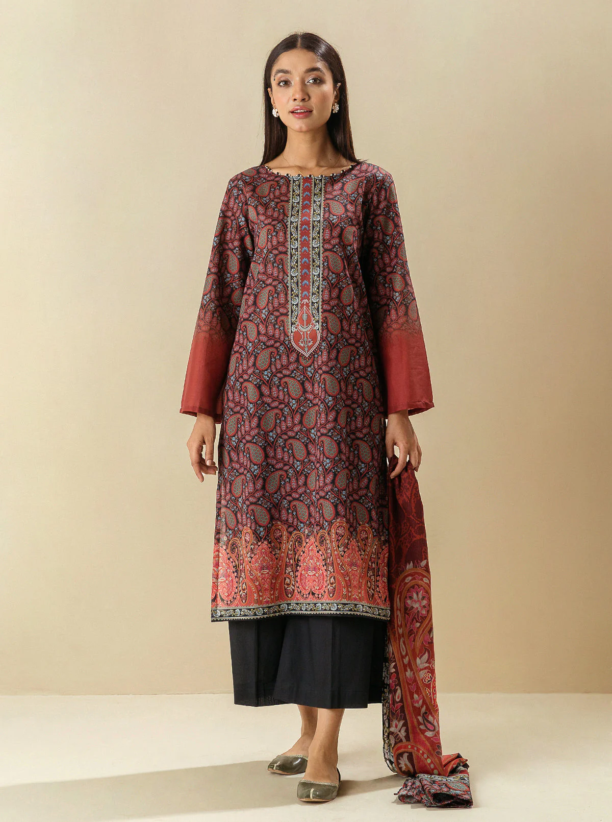 3 PIECE - PRINTED LAWN SUIT - EMBOLDENED PAISLEY - Image 2